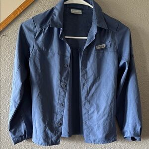 Columbia Blue Button-Up Shirt size Small (7/8)